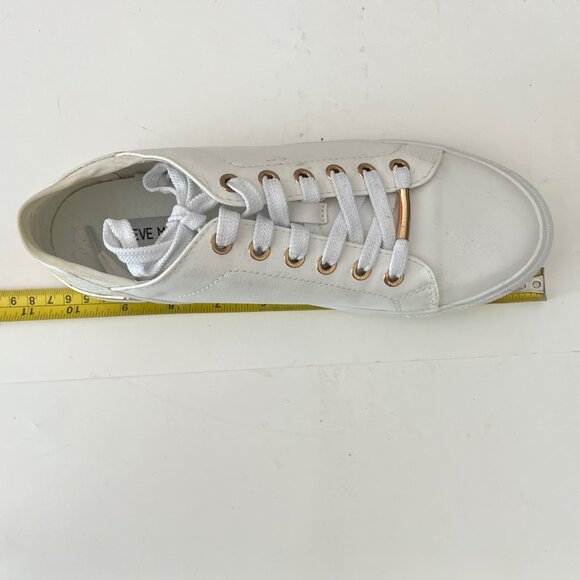 🎈HOST PICK🎈🆕 Steve Madden Fashion sneaker White with Gold Trim accents- Sz 38 - Picture 8 of 12
